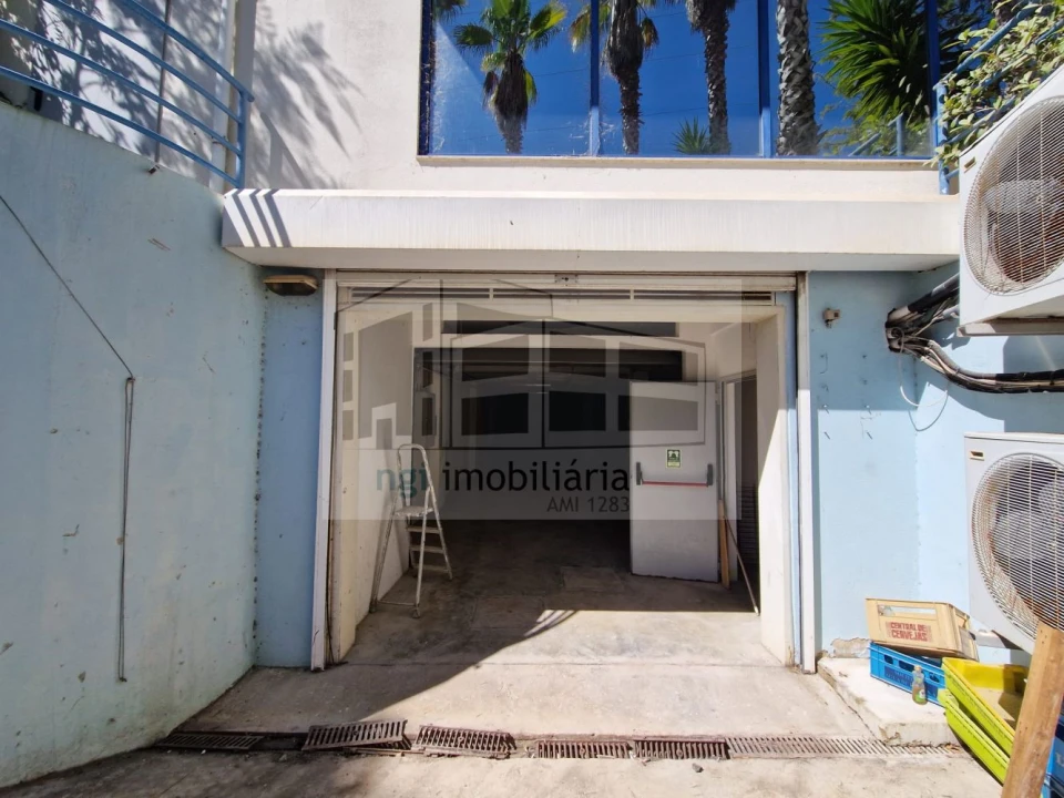 Loja para Venda em Vialonga Foto 27