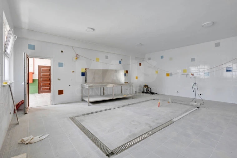 Prédio para Venda em Peniche Foto 11