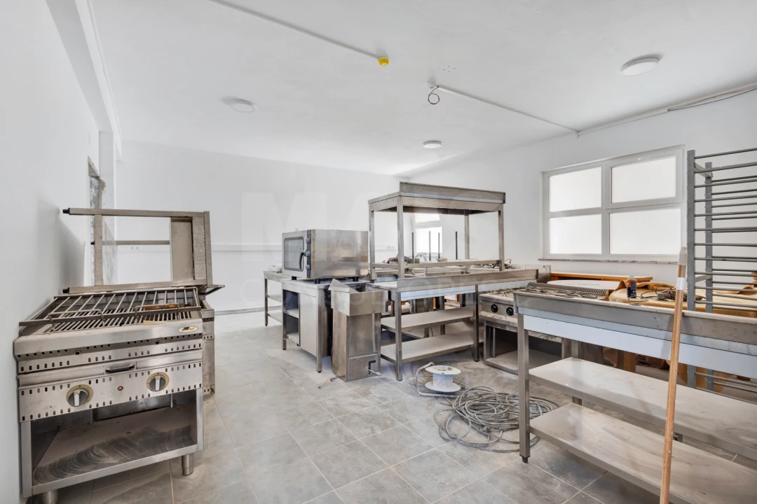 Prédio para Venda em Peniche Foto 12