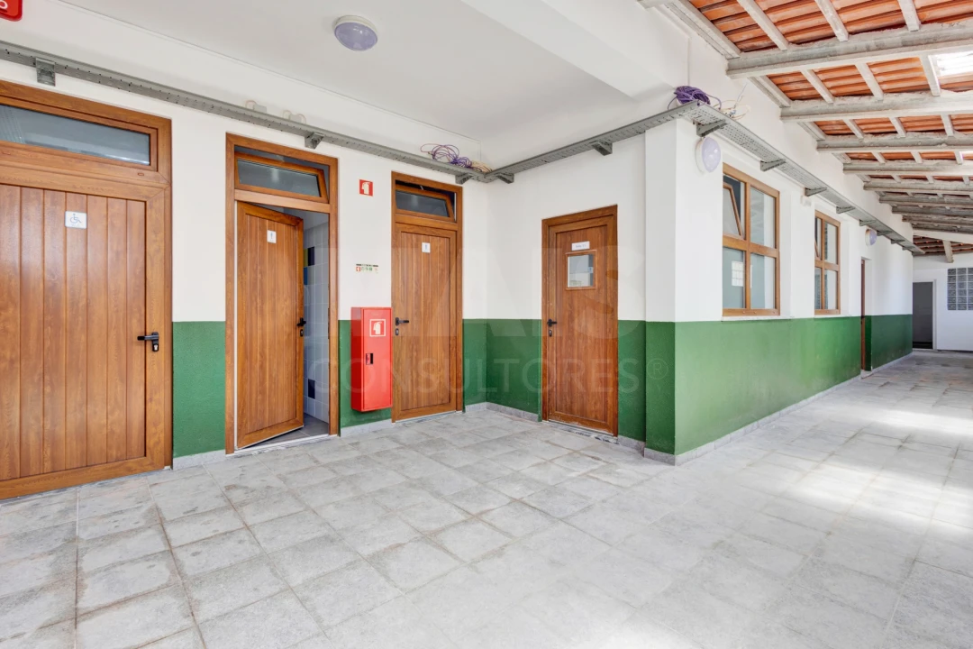 Prédio para Venda em Peniche Foto 7