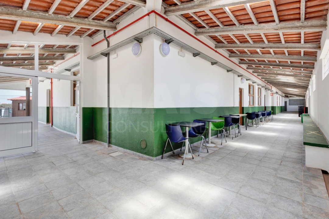 Prédio para Venda em Peniche Foto 8