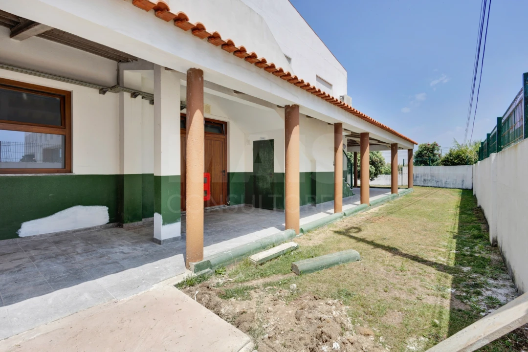 Prédio para Venda em Peniche Foto 4