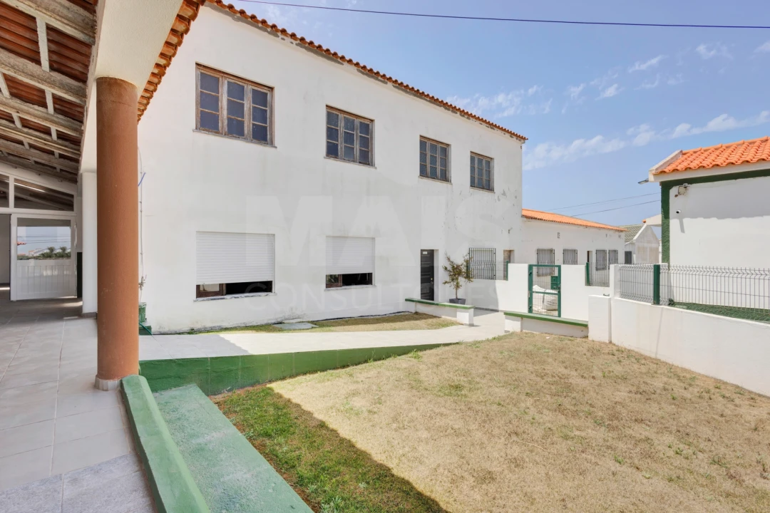 Prédio para Venda em Peniche Foto 3