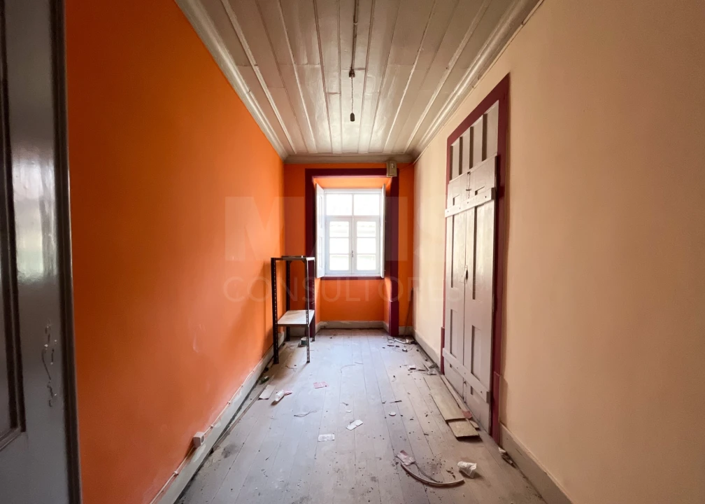 Prédio para Venda em Sé Nova, Santa Cruz, Almedina e São Bartolomeu Foto 6