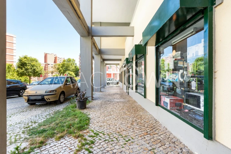 Loja para Venda em Marvila Foto 3