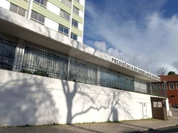 Apartamento T2 para Arrendamento em Campo de Ourique