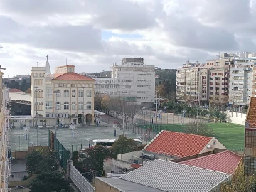 Apartamento T2 para Arrendamento em Campo de Ourique