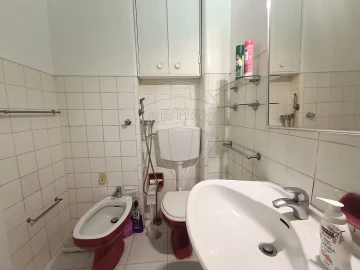 Apartamento T2 para Arrendamento em Campo de Ourique