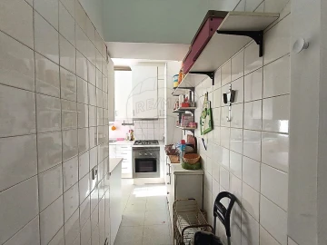 Apartamento T2 para Arrendamento em Campo de Ourique