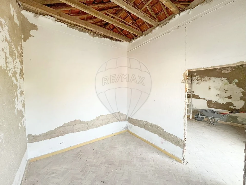 Moradia T2 para Venda em Manique do Intendente, Vila Nova de São Pedro e Maçussa Foto 6