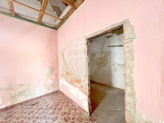 Moradia T2 para Venda em Manique do Intendente, Vila Nova de São Pedro e Maçussa Foto 8