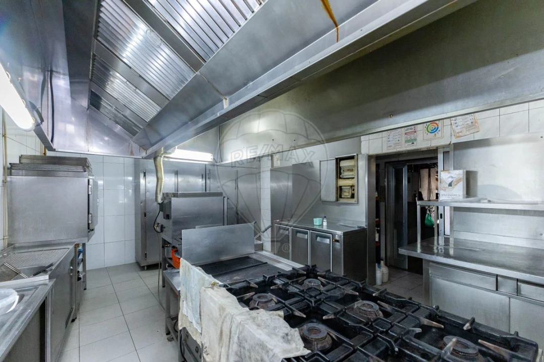 Negócio para Venda em Gondomar (São Cosme), Valbom e Jovim Foto 19