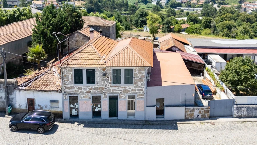 Negócio para Venda em Gondomar (São Cosme), Valbom e Jovim Foto 2
