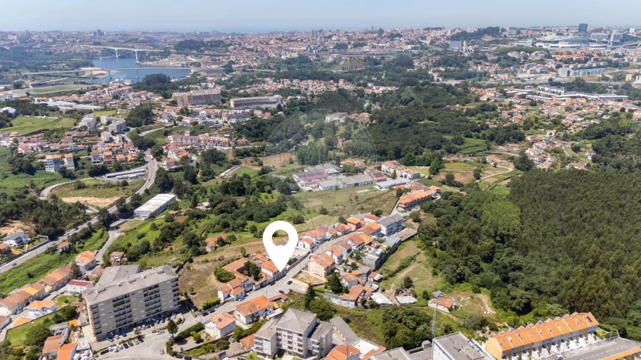 Negócio para Venda em Gondomar (São Cosme), Valbom e Jovim Foto 22