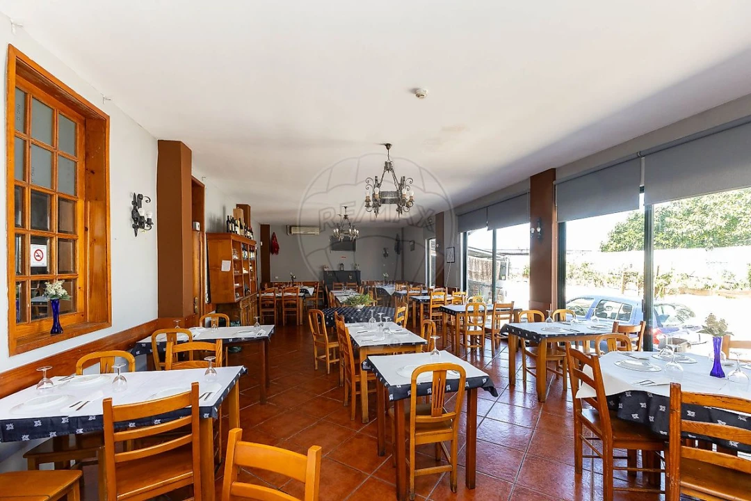 Negócio para Venda em Gondomar (São Cosme), Valbom e Jovim Foto 13