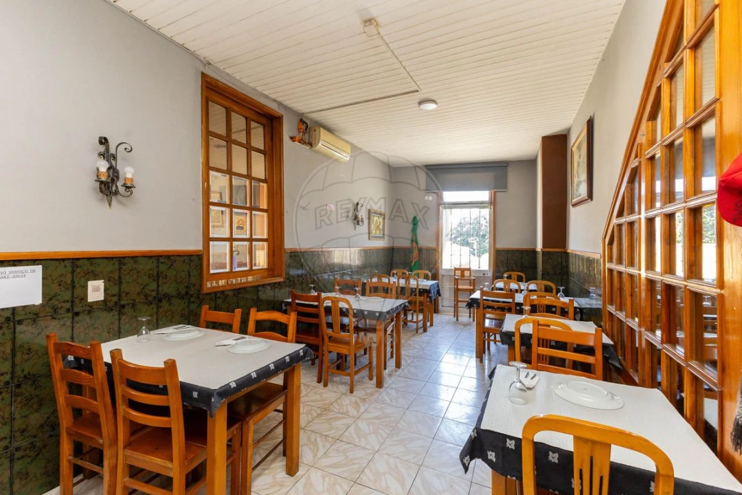 Negócio para Venda em Gondomar (São Cosme), Valbom e Jovim Foto 11