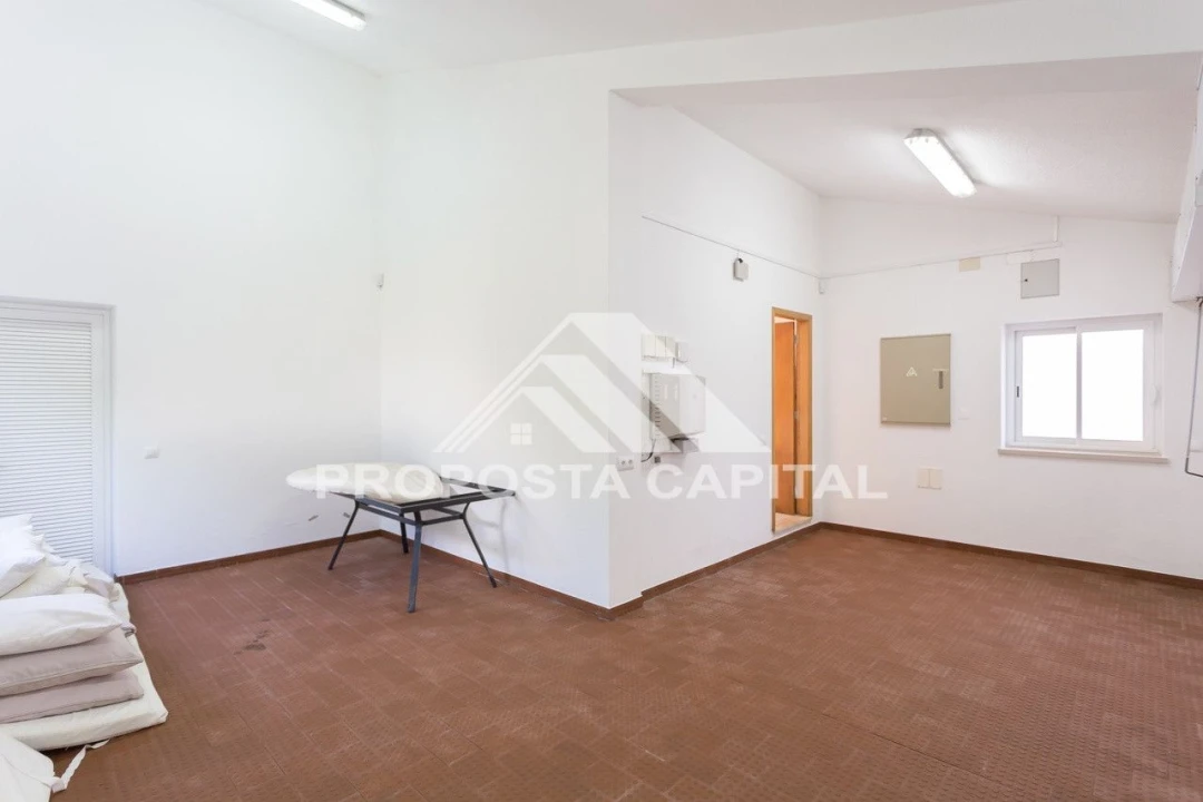 Moradia T7 para Venda em Amoreira Foto 18