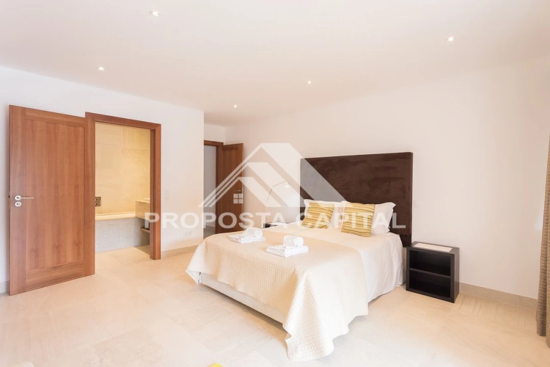 Moradia T7 para Venda em Amoreira Foto 27