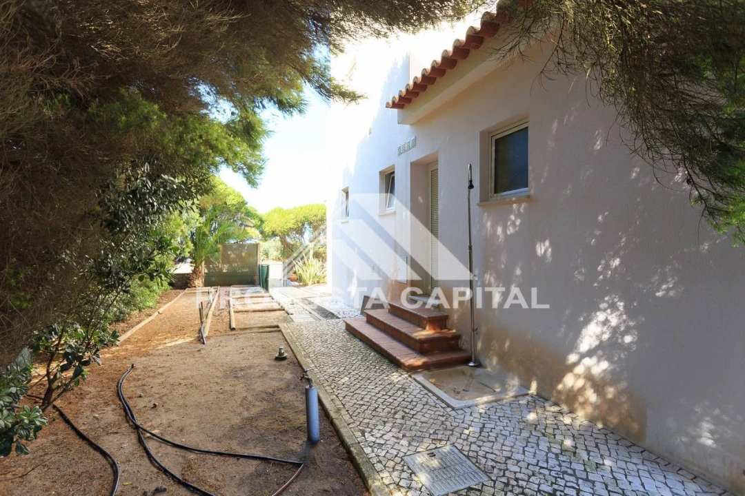 Moradia T7 para Venda em Amoreira Foto 40