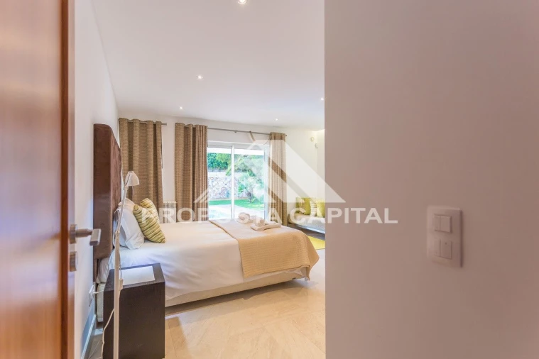 Moradia T7 para Venda em Amoreira Foto 25