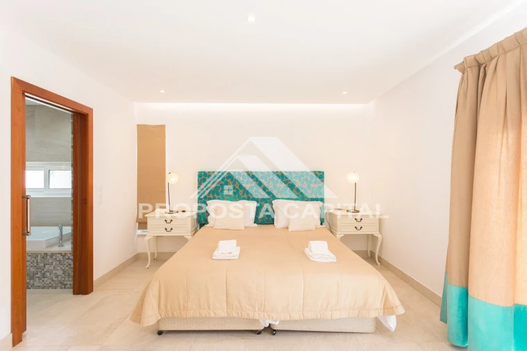 Moradia T7 para Venda em Amoreira Foto 35