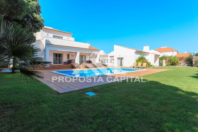 Moradia T7 para Venda em Amoreira Foto 9