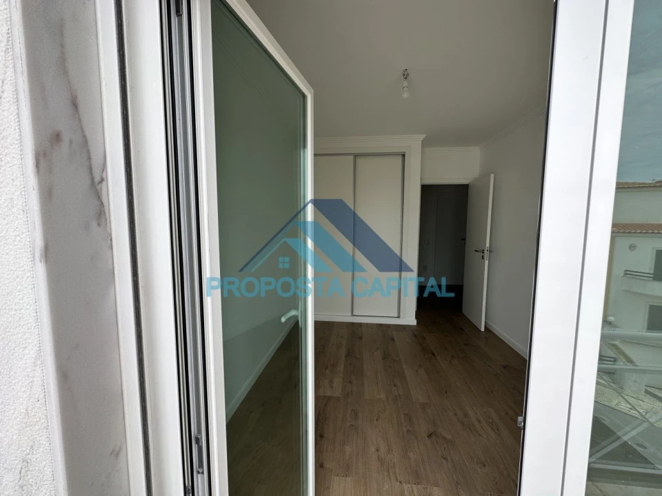 Moradia T4 para Venda em Ericeira Foto 14