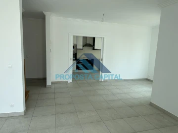 Moradia T4 para Venda em Ericeira