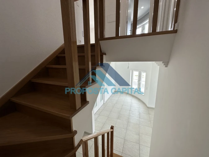 Moradia T4 para Venda em Ericeira Foto 43