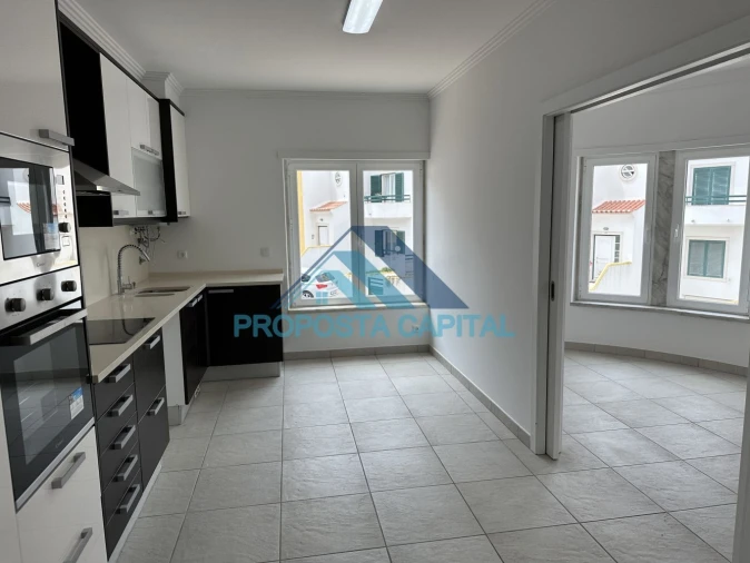 Moradia T4 para Venda em Ericeira Foto 6