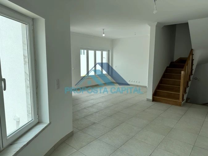 Moradia T4 para Venda em Ericeira Foto 9