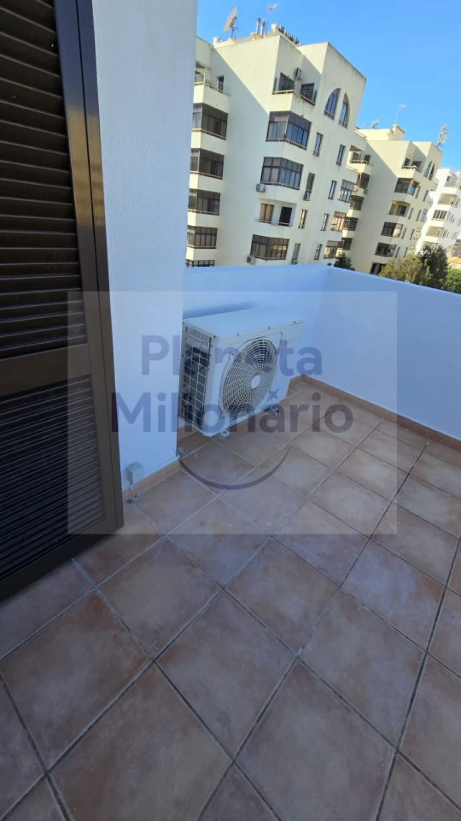 Apartamento T2 para Venda em Quarteira Foto 6