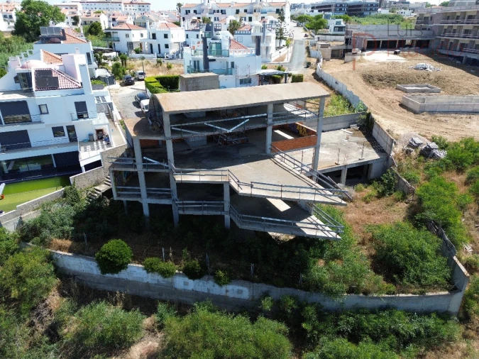 Moradia T7 para Venda em Sines Foto 1