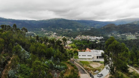 Terreno para Venda em Vieira do Minho