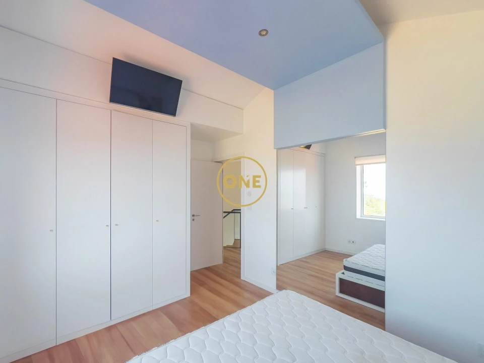 Moradia T3 para Venda em Pico da Pedra Foto 14