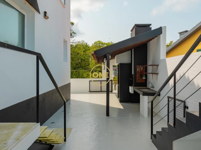 Moradia T3 para Venda em Pico da Pedra Foto 20