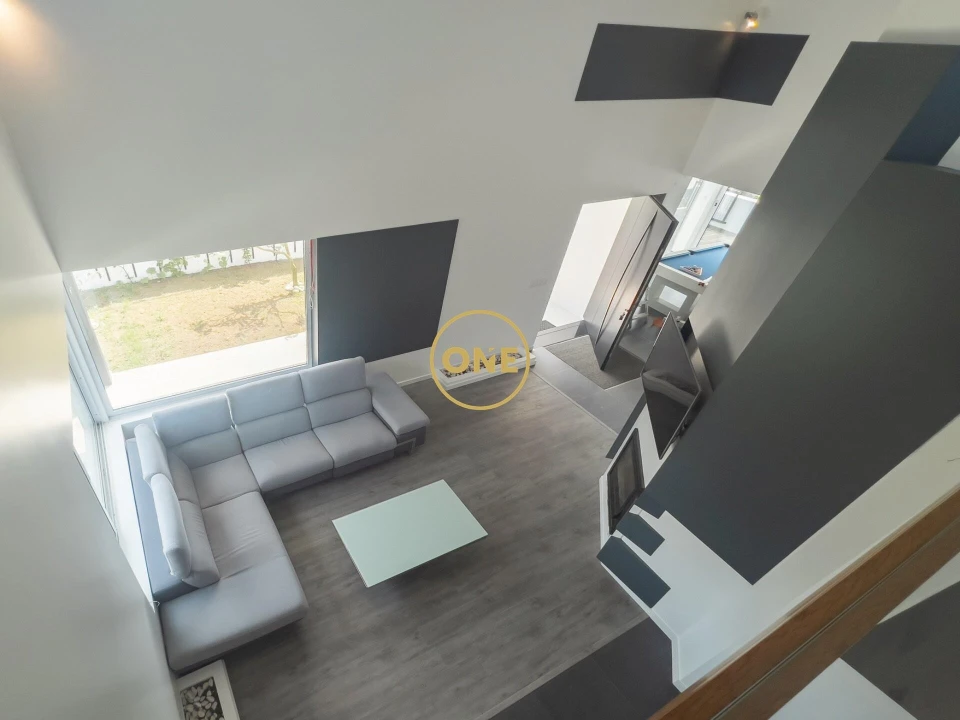 Moradia T3 para Venda em Pico da Pedra Foto 15