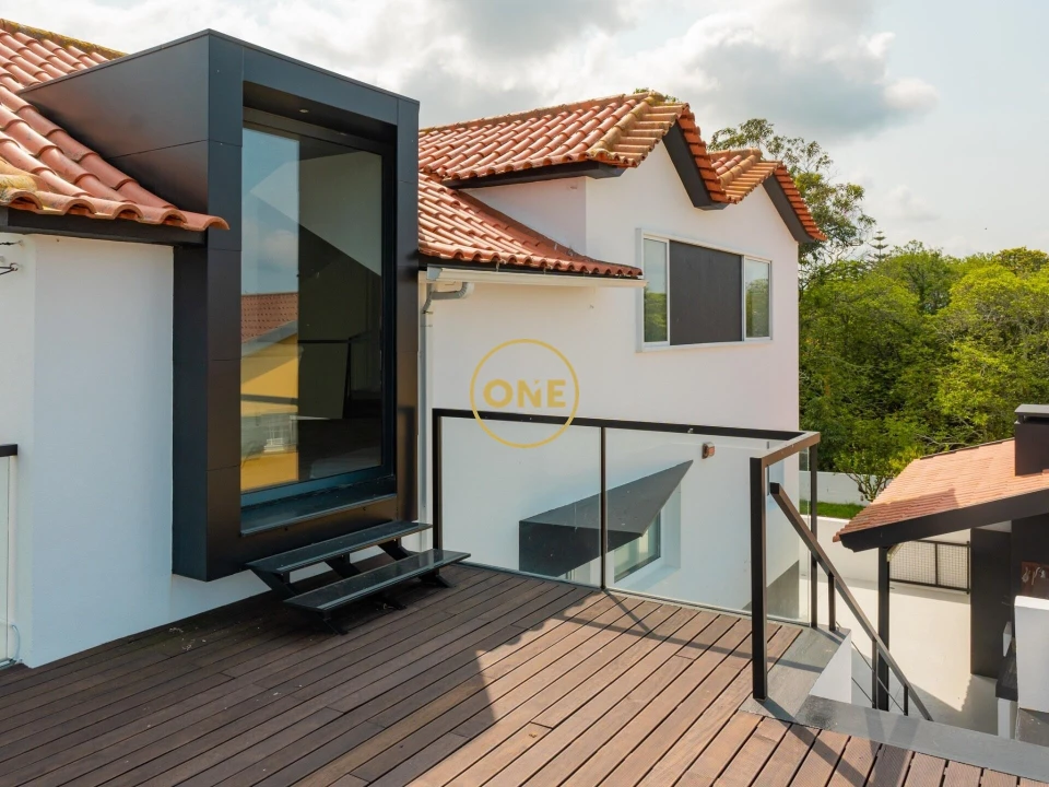 Moradia T3 para Venda em Pico da Pedra Foto 22