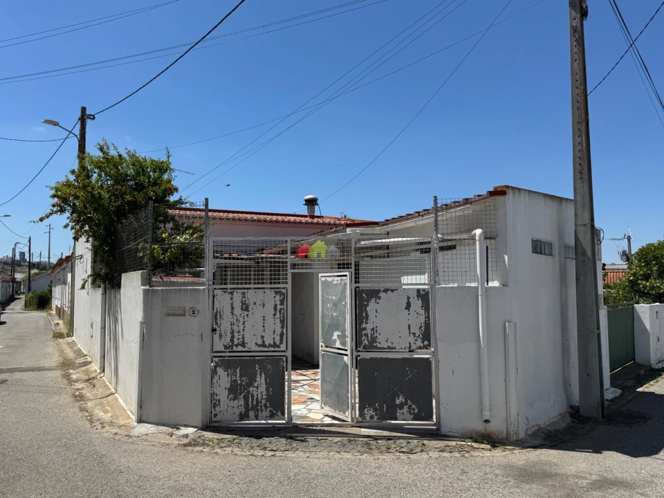 Moradia T1 para Venda em Beja (Salvador e Santa Maria da Feira) Foto 2