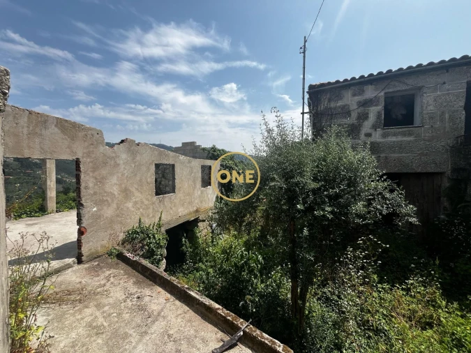 Moradia T6 para Venda em Rio Caldo Foto 8