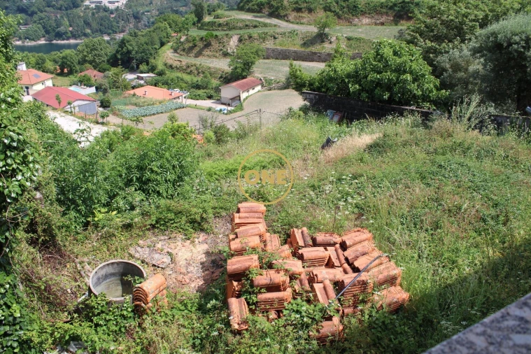 Moradia T6 para Venda em Rio Caldo Foto 20
