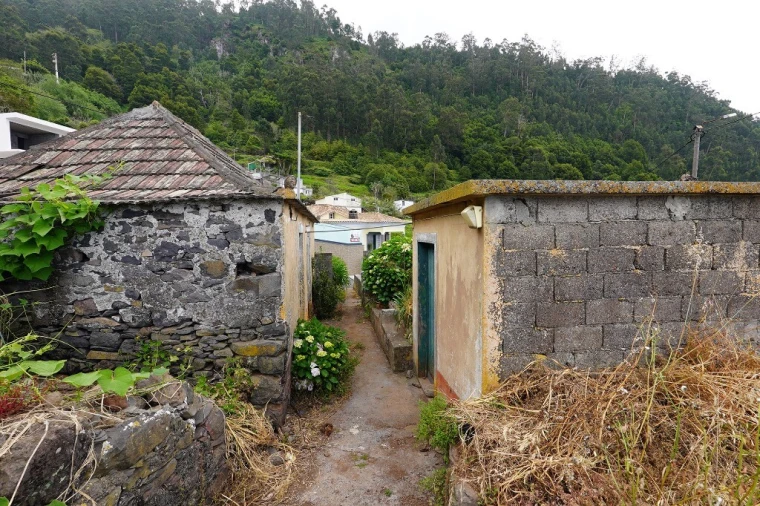 Terreno para Venda em Arco da Calheta Foto 11
