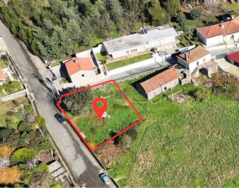 Terreno para Venda em São Romão de Neiva Foto 1