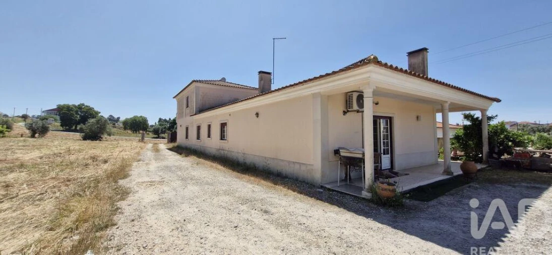 Moradia T3 para Venda em São João da Ribeira e Ribeira de São João Foto 5