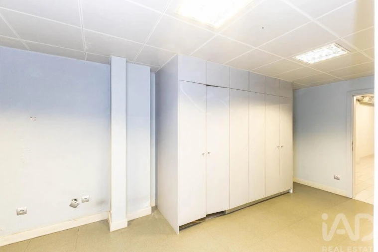 Loja para Arrendamento em Cedofeita, Santo Ildefonso, Sé, Miragaia, São Nicolau e Vitória Foto 17