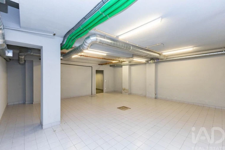 Loja para Arrendamento em Cedofeita, Santo Ildefonso, Sé, Miragaia, São Nicolau e Vitória Foto 22