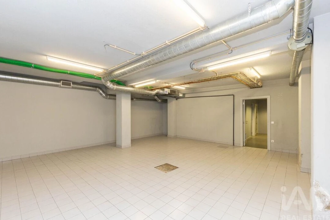 Loja para Arrendamento em Cedofeita, Santo Ildefonso, Sé, Miragaia, São Nicolau e Vitória Foto 21