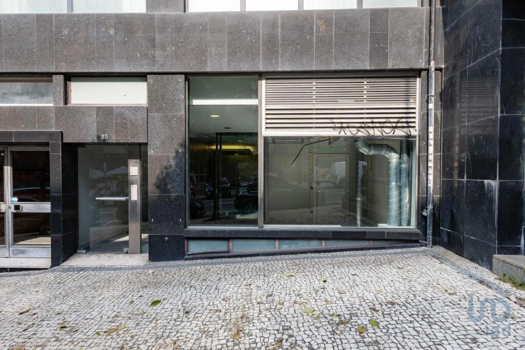 Loja para Arrendamento em Cedofeita, Santo Ildefonso, Sé, Miragaia, São Nicolau e Vitória Foto 2