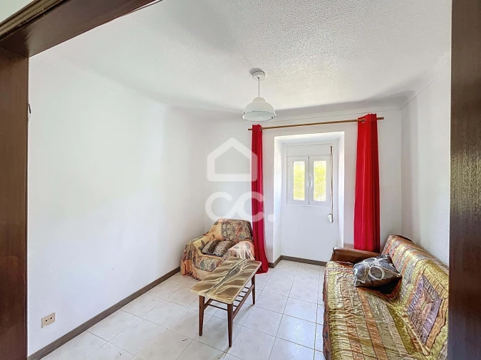 Moradia T1 para Venda em Alvorninha Foto 9