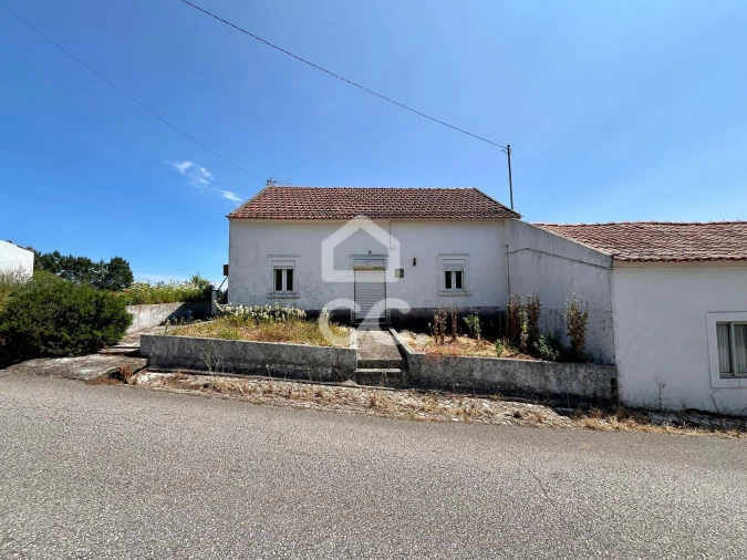 Moradia T1 para Venda em Alvorninha Foto 6